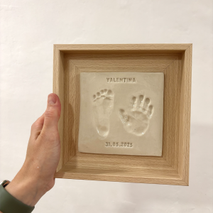 Placa de huellas bebé
