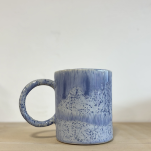 Taza azul picas recta